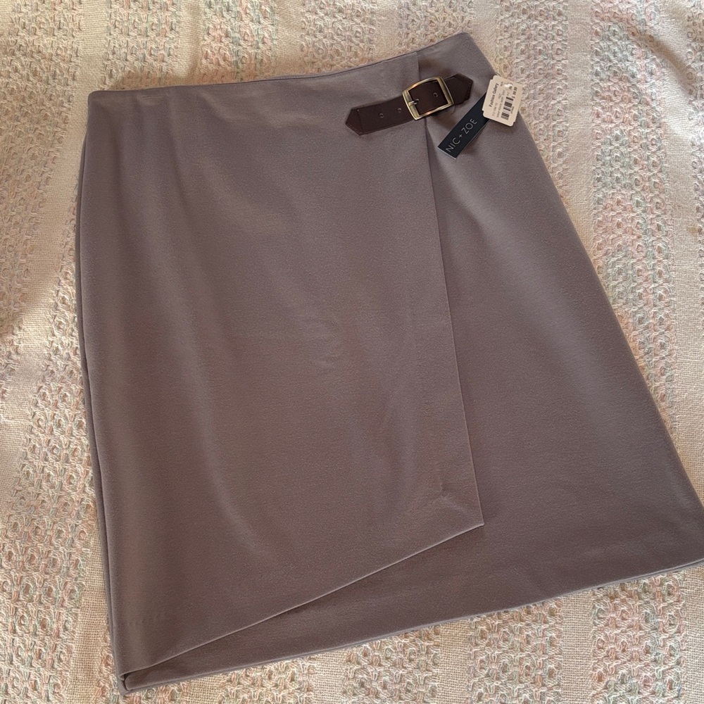 NWT * NIC+ZOE gray skirt